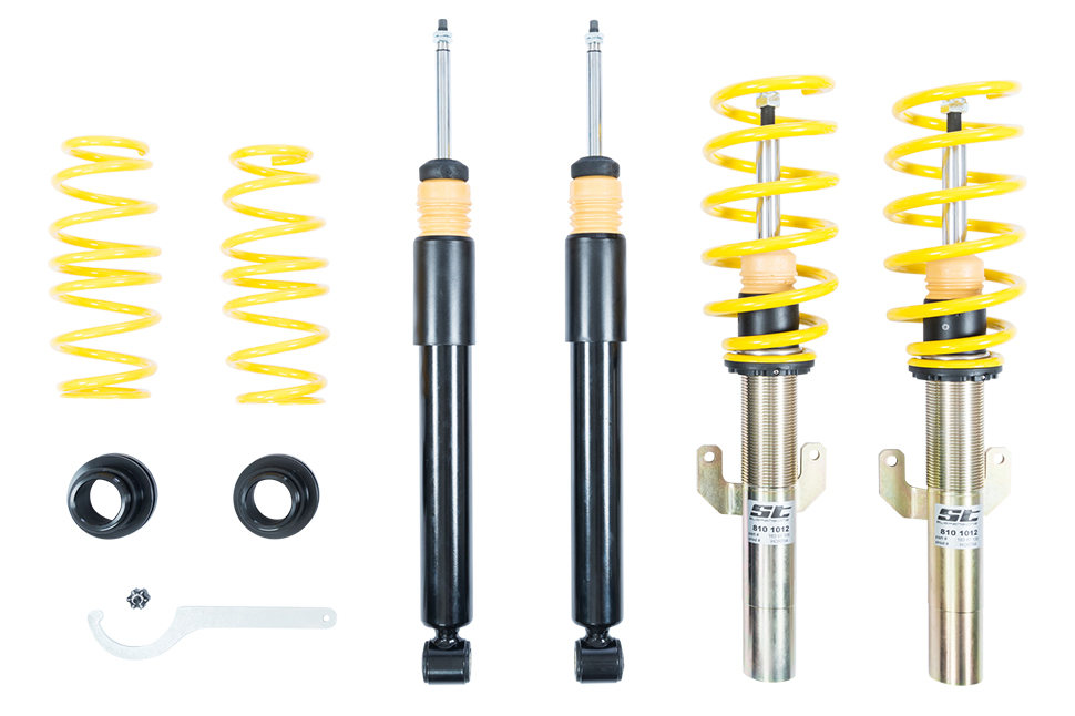 Besides the ST X coilover suspension, ST suspensions also offers the ST XA coilover suspension with adjustable rebound damping for the new Golf.